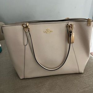 New coach bag, new with tags!